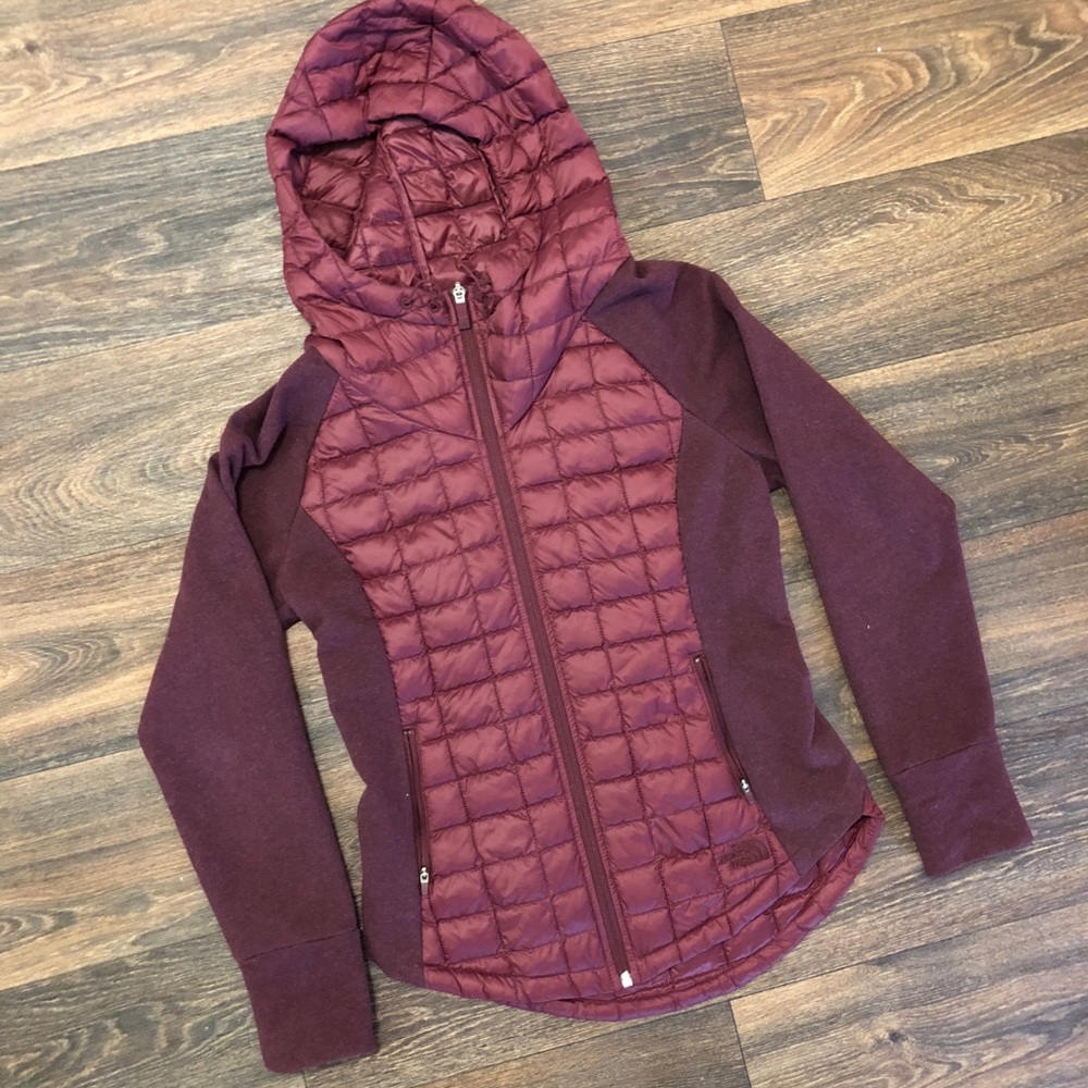 The North Face maroon light down jacket
